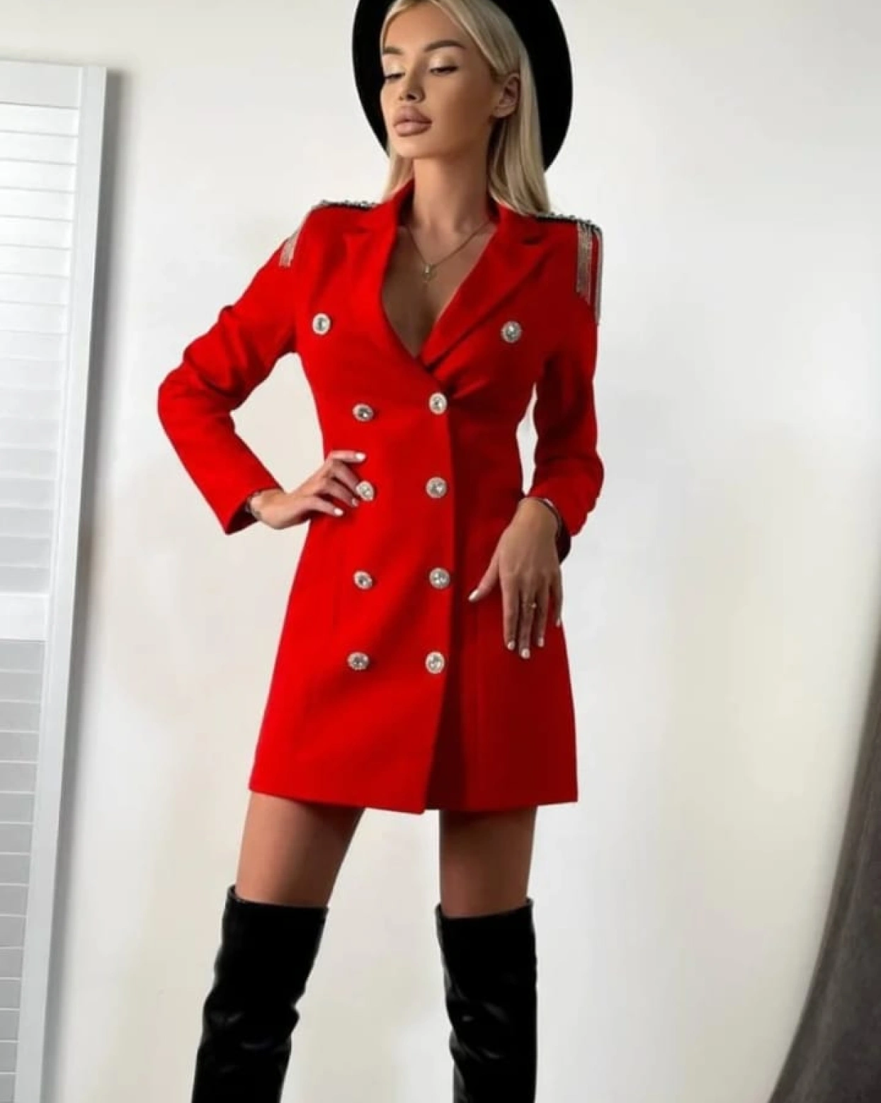 Rochie Sacou Red scurta inchidere nasturi