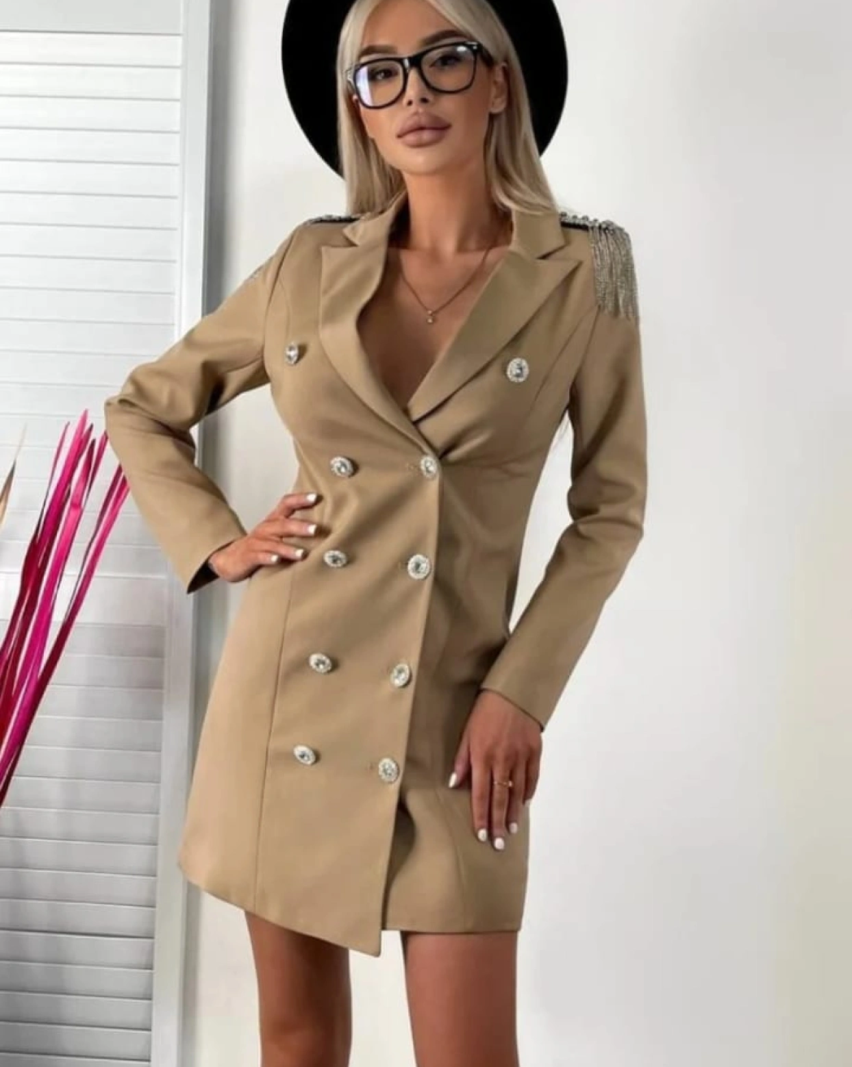 Rochie Sacou Bej scurta inchidere nasturi