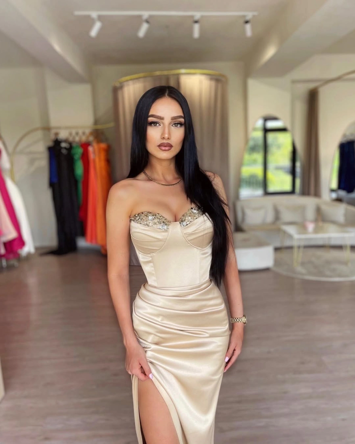 Rochia lunga Anastasia Nude tafta bust cupe cu paiete