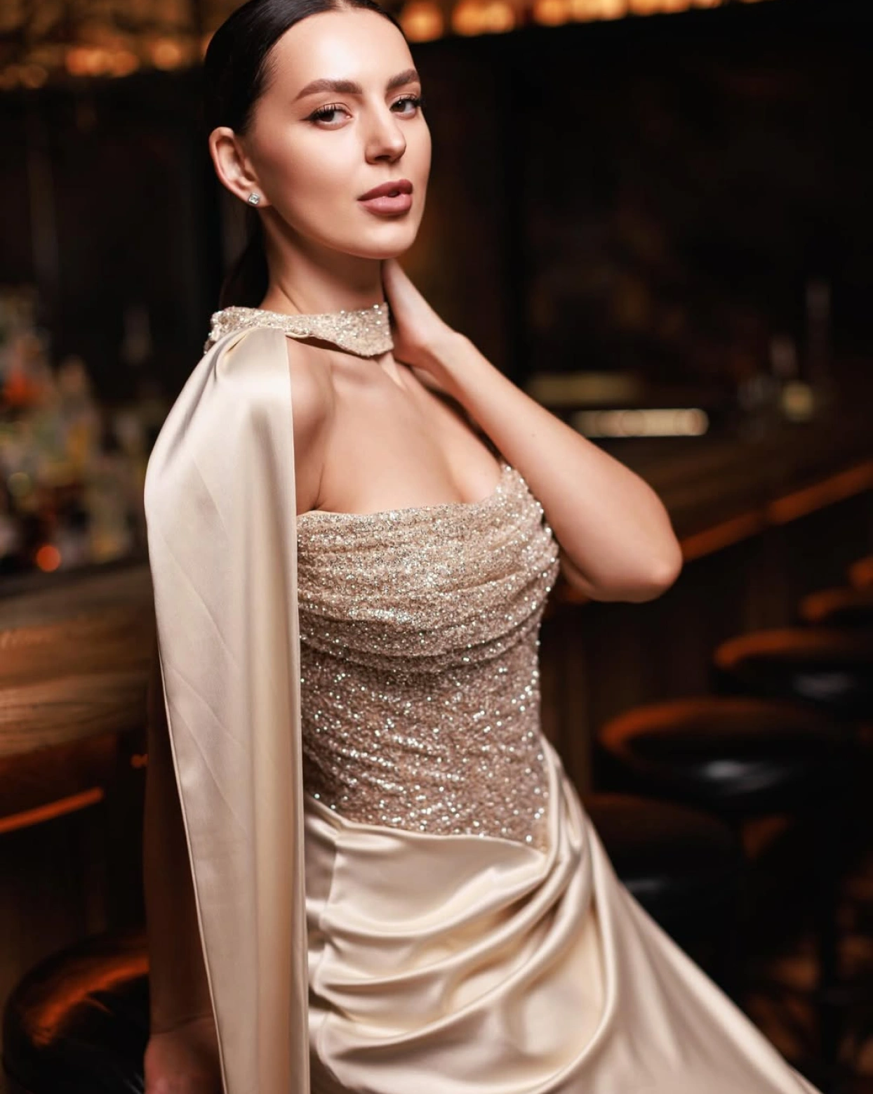 Rochie lunga Monna Nude bust cu textură glitter