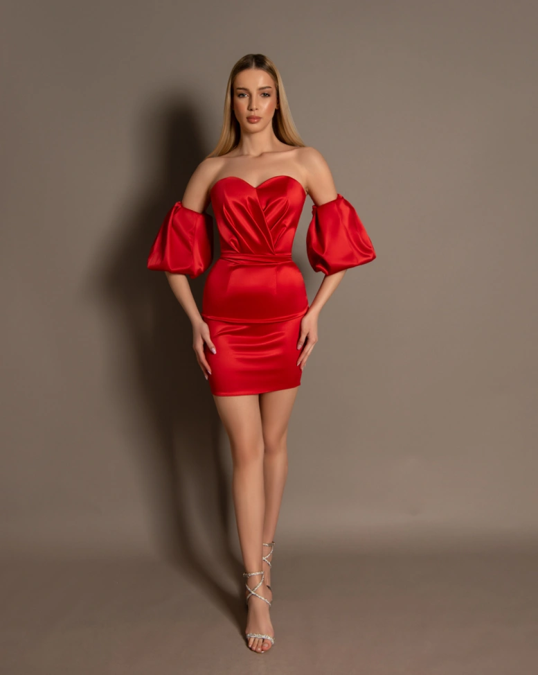 Rochie scurta Marilyn Rosu maneci detasabile