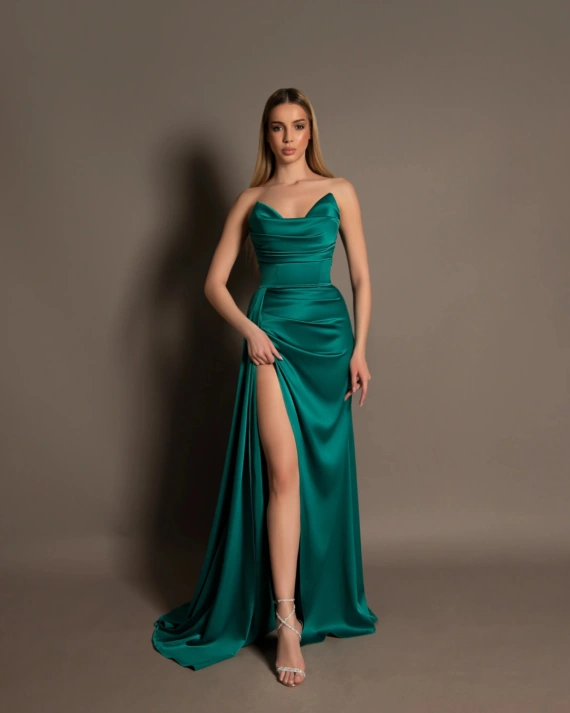 Rochie lunga Silvie verde tafta cambrata