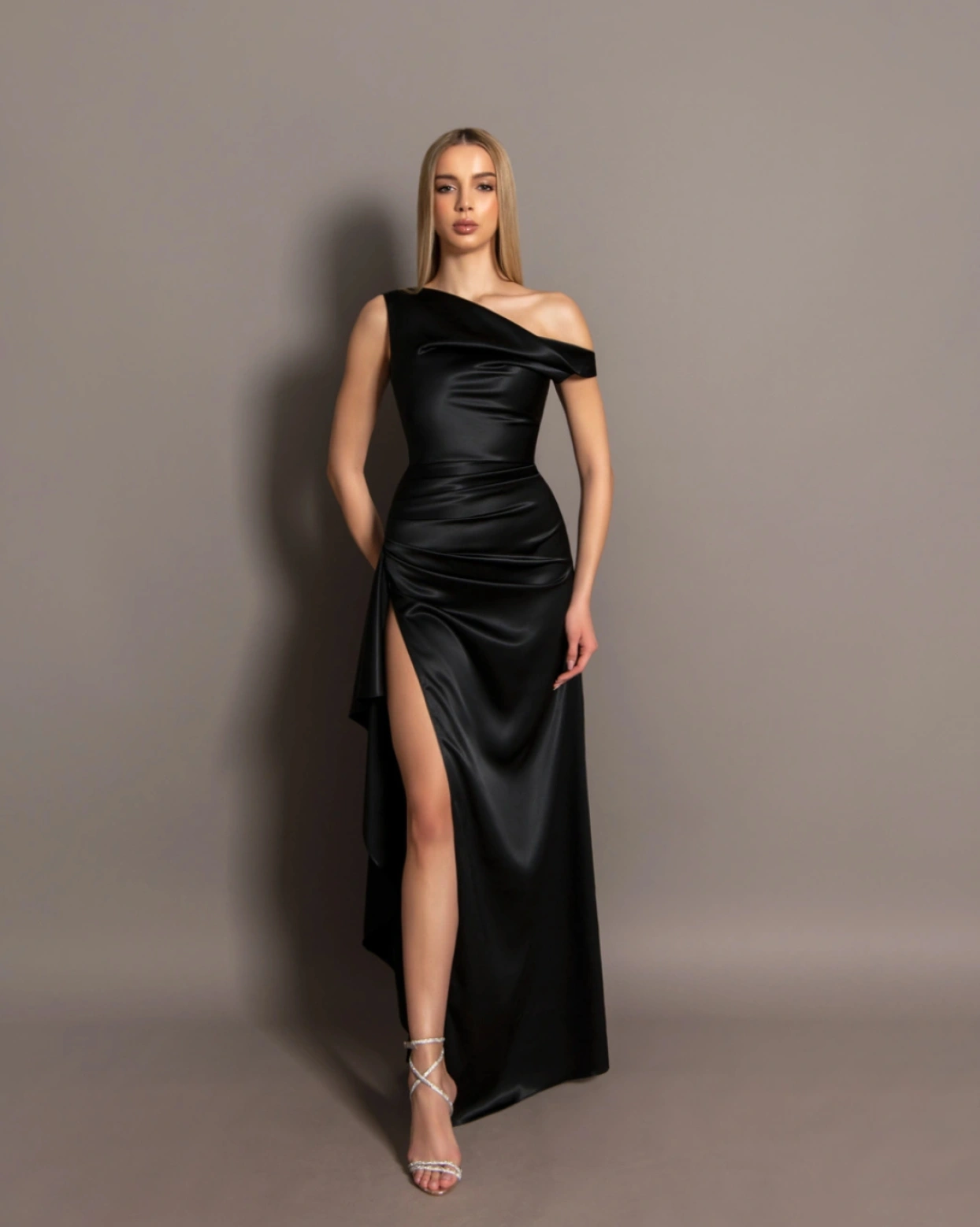 Rochie lunga Carolina Negru mulata tafta elastica