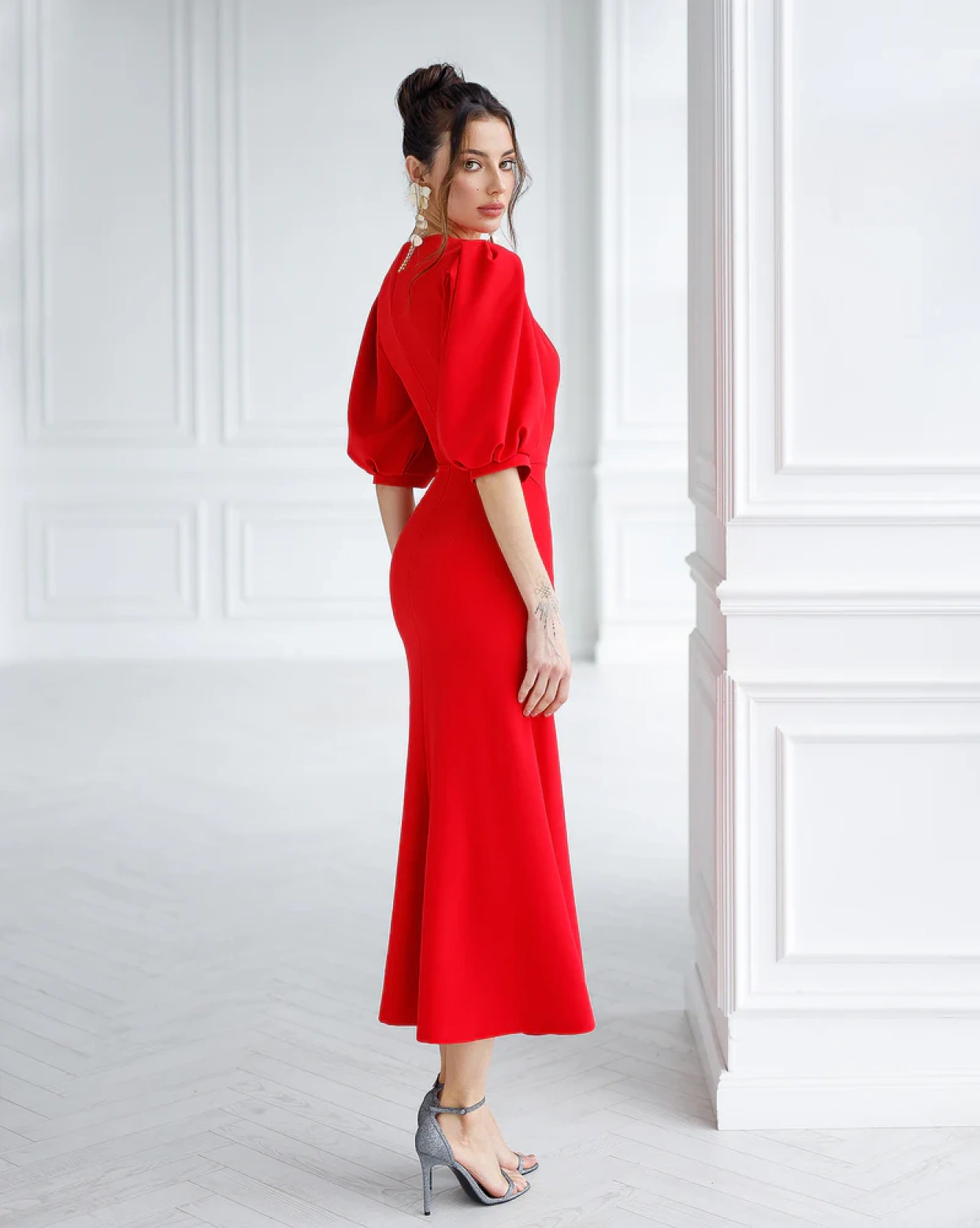 Rochie midi Bacardi Rosu stofa maneci bufante 