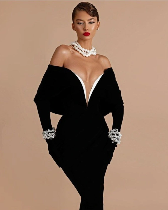 Rochie Mistique catifea elastica manusi catifea