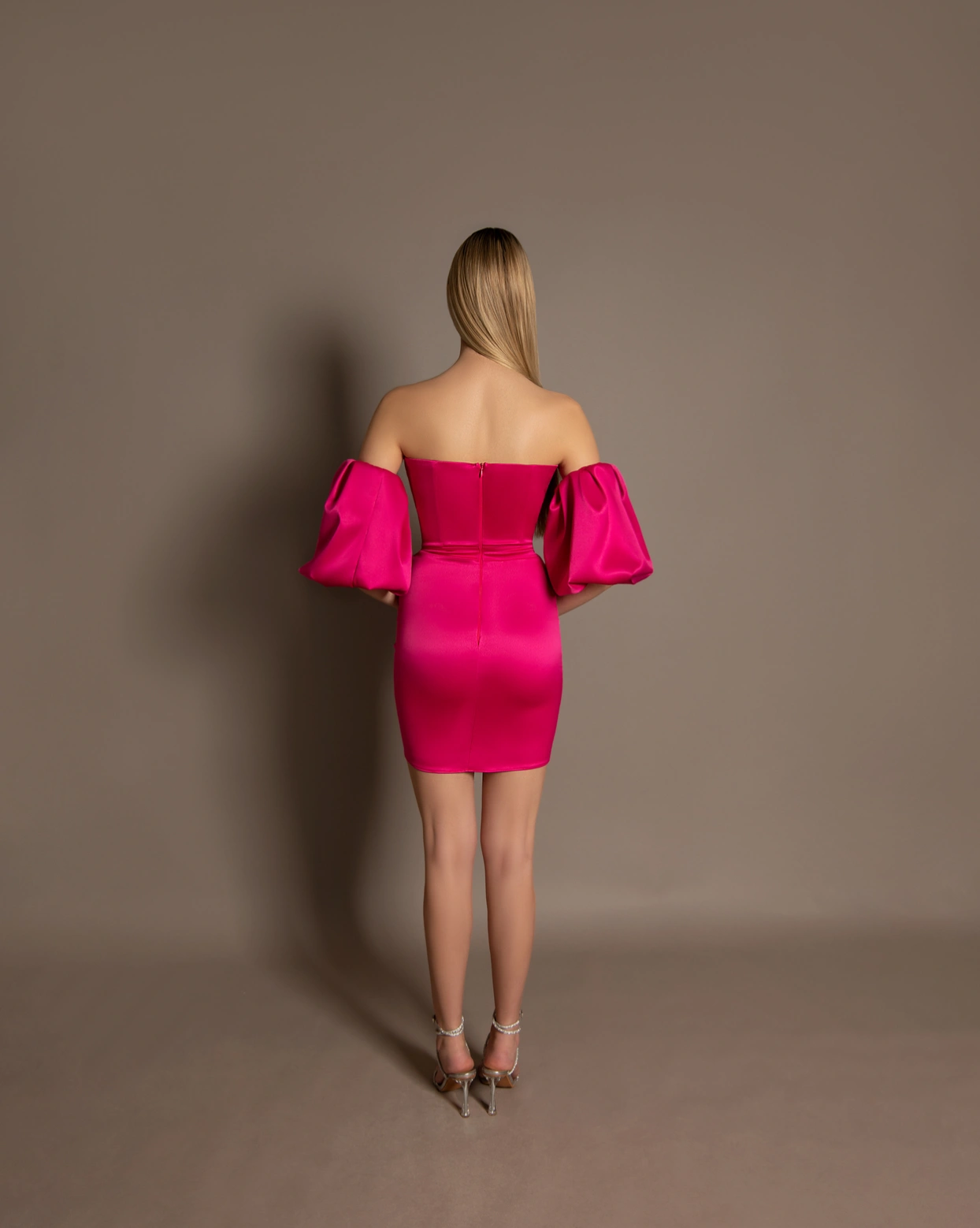 Rochie scurta Marilyn Fuchsia maneci detasabile