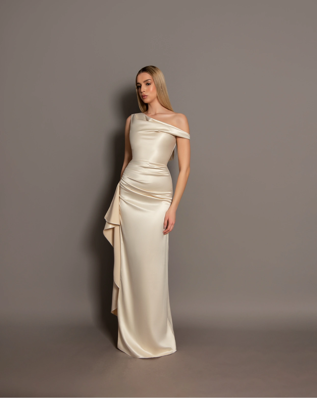 Rochie lunga Carolina Nude mulata tafta elastica Rochie lunga Carolina Nude mulata tafta elastica