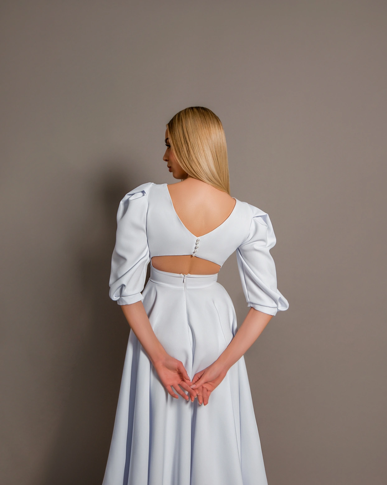 Rochie midi Elegance Alb stofa maneci bufante OUTLET