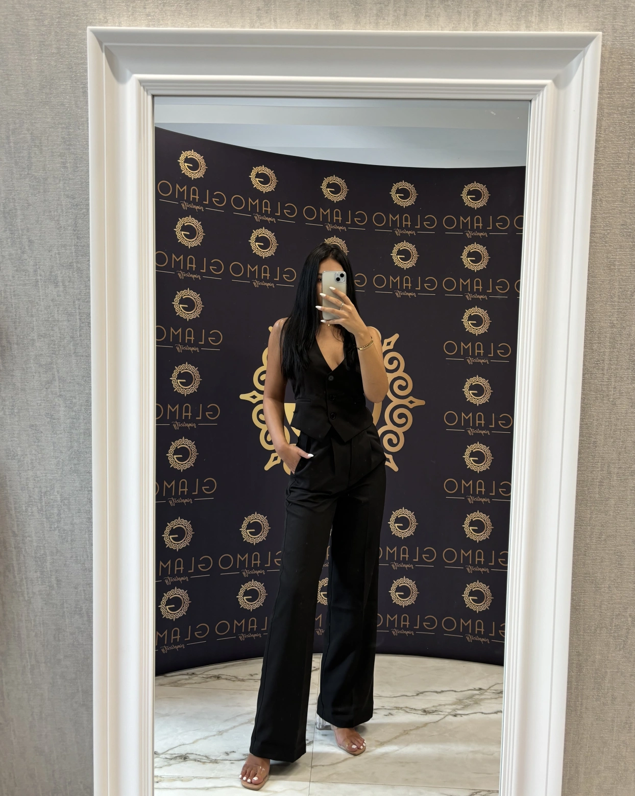 Costum Riviera Negru 2 piese vesta si pantaloni cu buzunare