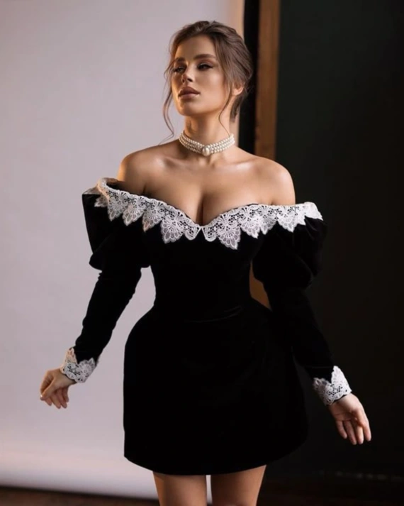 Rochia Ava Scurta Negru Dantela Alba Bust