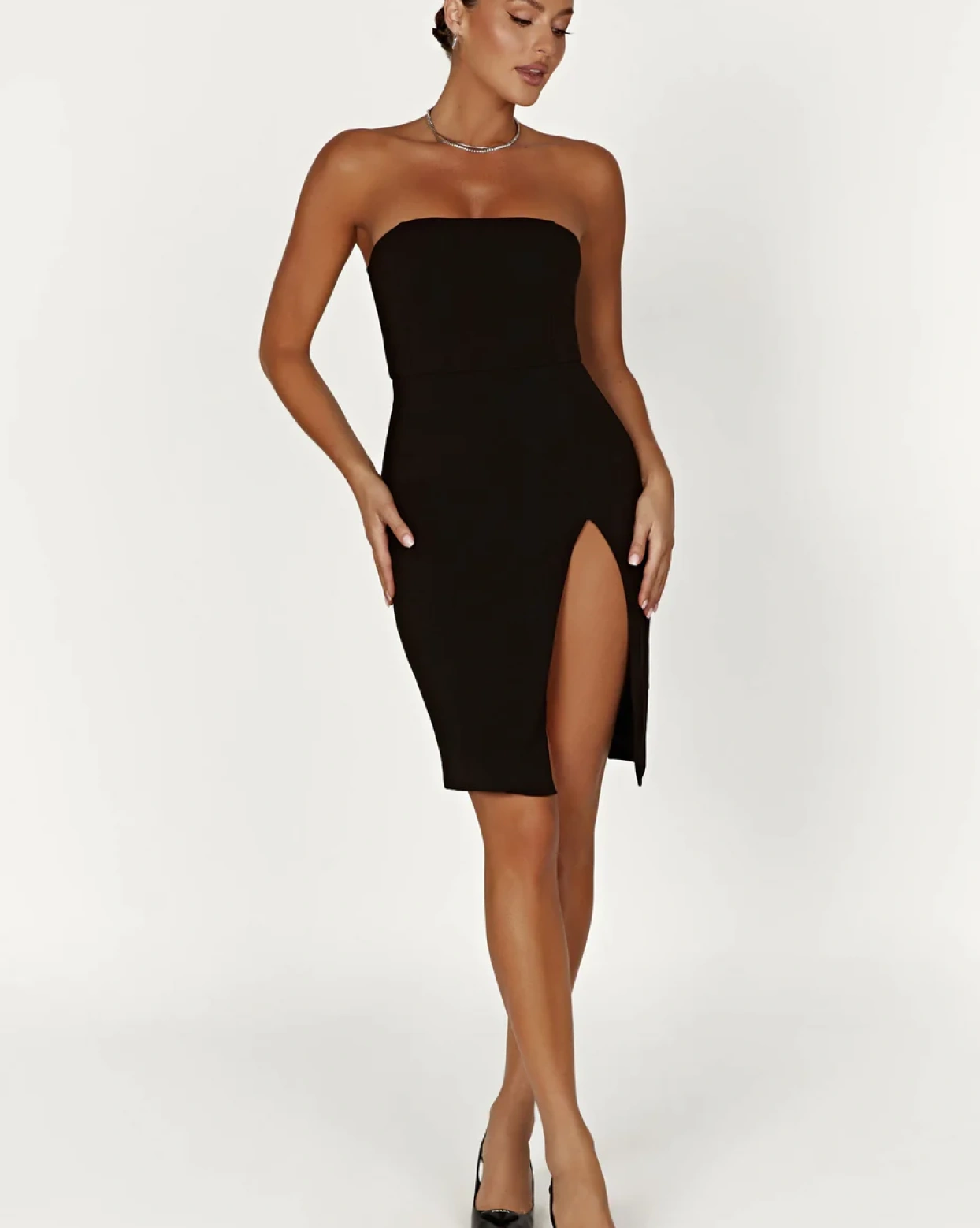 Rochie scurta Miriam cambrata fermoar ascuns Rochie scurta Miriam cambrata fermoar ascuns