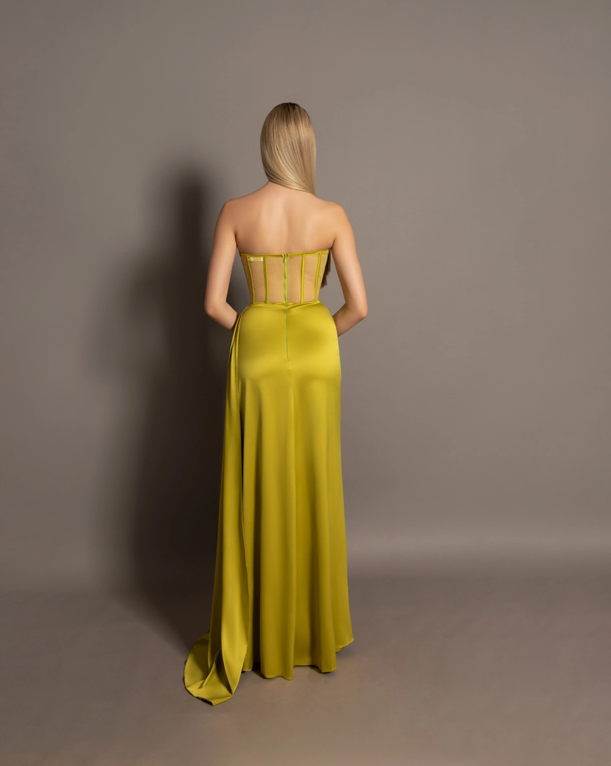 Rochie lunga Serenity Lime bust fermoar ascuns tafta elastica