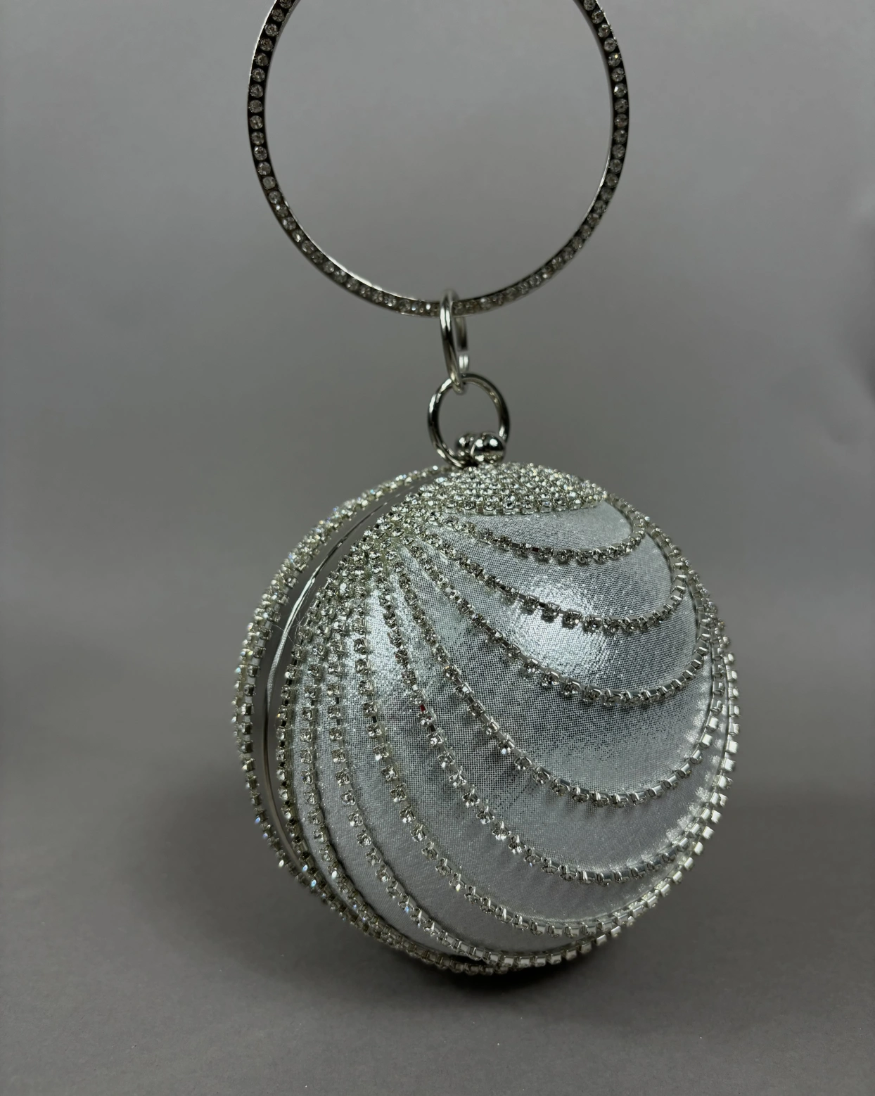 Cluch Perla Argintiu Cluch Perla Argintiu