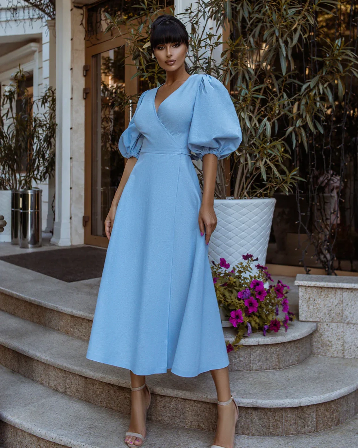 Rochie midi Lara Baby Bleu stofa inchidere cordon