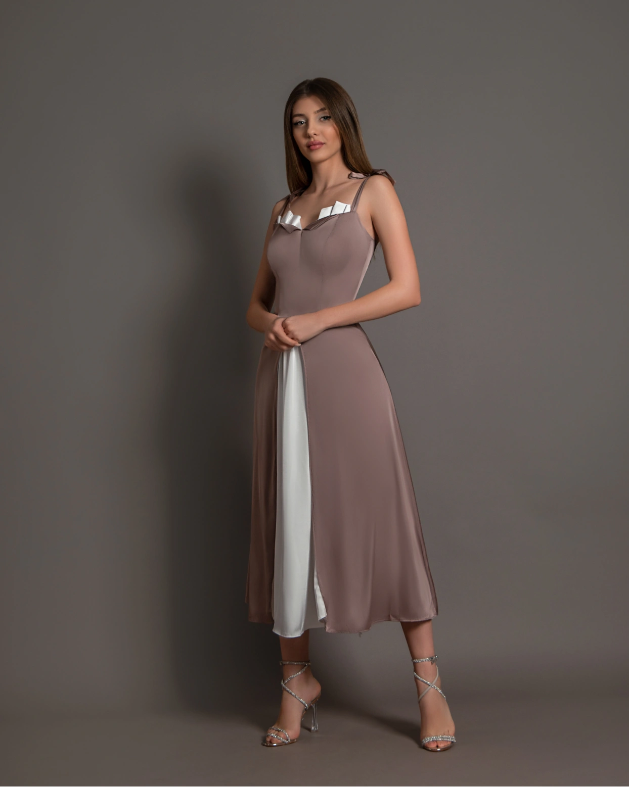 Rochie midi Anais Bej bretele 