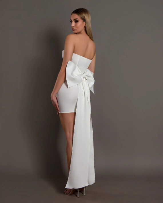 Rochie scurta Lorelai Alb stofa cambrata funda alba